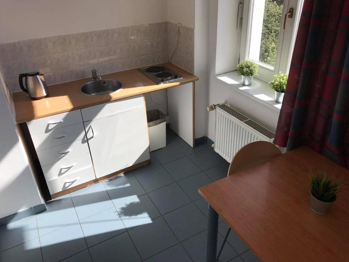 Hostel Masarykova Prag Exteriör bild