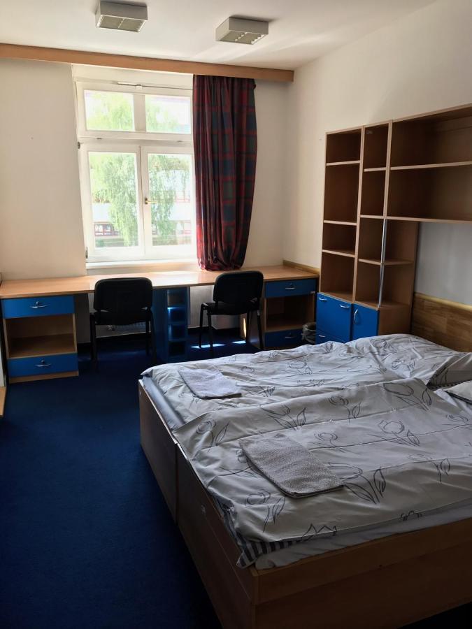 Hostel Masarykova Prag Exteriör bild